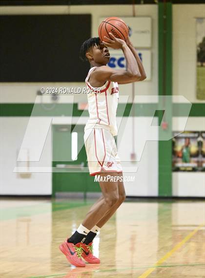 Thumbnail 2 in Concord Christian vs Clinton (Low Country Invitational) photogallery.