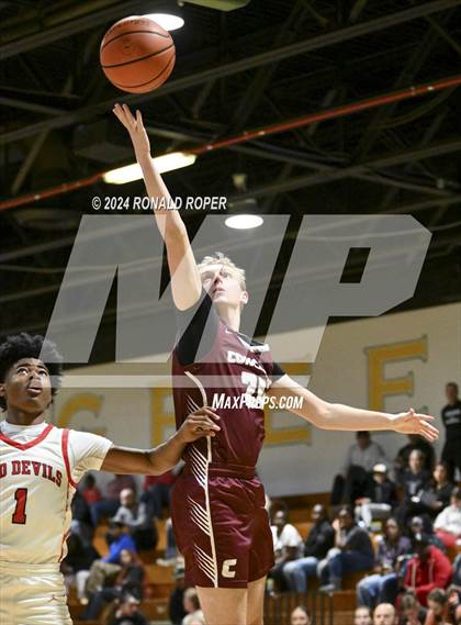 Thumbnail 3 in Concord Christian vs Clinton (Low Country Invitational) photogallery.