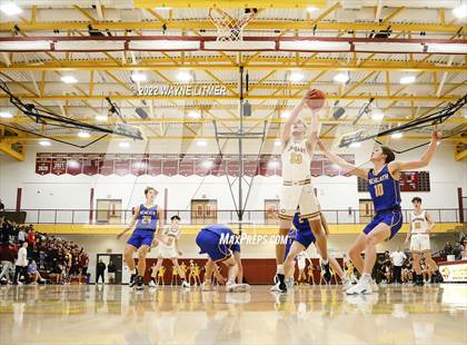 Thumbnail 1 in Newport Central Catholic @ Cooper photogallery.