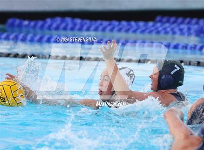 Thumbnail 1 in Coronado vs. Del Norte (CIF State Qualifier) photogallery.
