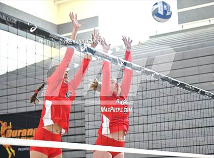 Thumbnail 3 in Vista Murrieta vs. Redondo Union (Durango Fall Classic) photogallery.