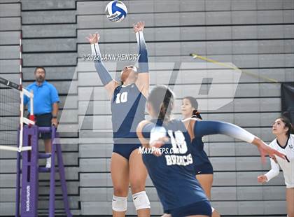Thumbnail 3 in Vista Murrieta vs. Redondo Union (Durango Fall Classic) photogallery.