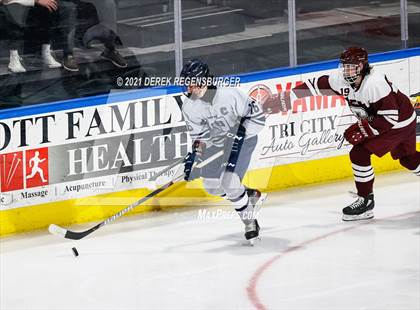 Thumbnail 3 in Cheyenne Mountain vs Crested Butte (CHSAA 4A Semifinals) photogallery.