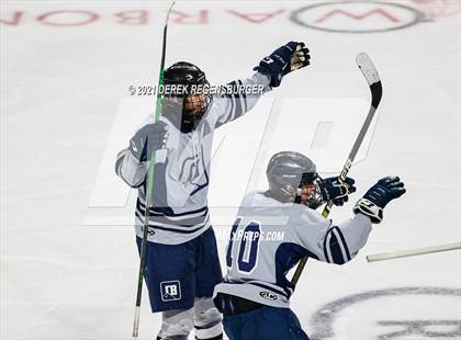 Thumbnail 2 in Cheyenne Mountain vs Crested Butte (CHSAA 4A Semifinals) photogallery.