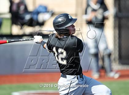 Thumbnail 1 in Royse City vs. Wylie (UIL 5A Area Playoff Game) photogallery.