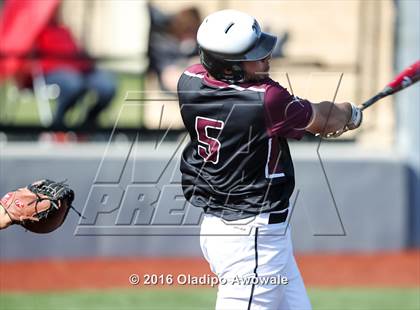 Thumbnail 1 in Royse City vs. Wylie (UIL 5A Area Playoff Game) photogallery.