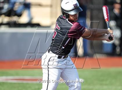 Thumbnail 2 in Royse City vs. Wylie (UIL 5A Area Playoff Game) photogallery.