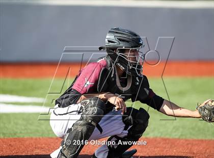 Thumbnail 1 in Royse City vs. Wylie (UIL 5A Area Playoff Game) photogallery.