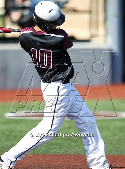 Thumbnail 1 in Royse City vs. Wylie (UIL 5A Area Playoff Game) photogallery.