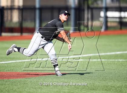 Thumbnail 3 in Royse City vs. Wylie (UIL 5A Area Playoff Game) photogallery.