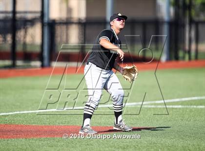 Thumbnail 2 in Royse City vs. Wylie (UIL 5A Area Playoff Game) photogallery.