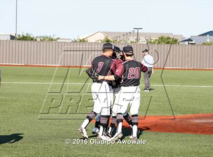 Thumbnail 1 in Royse City vs. Wylie (UIL 5A Area Playoff Game) photogallery.