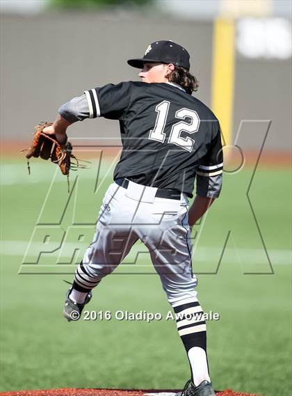 Thumbnail 1 in Royse City vs. Wylie (UIL 5A Area Playoff Game) photogallery.