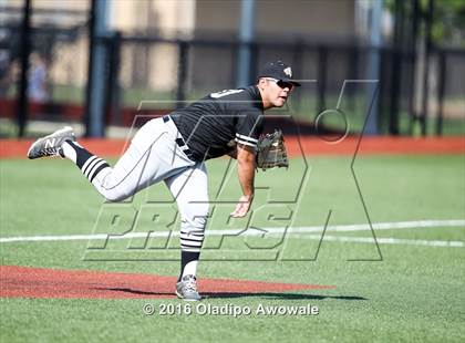 Thumbnail 2 in Royse City vs. Wylie (UIL 5A Area Playoff Game) photogallery.