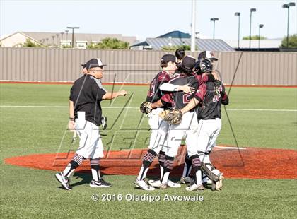 Thumbnail 3 in Royse City vs. Wylie (UIL 5A Area Playoff Game) photogallery.
