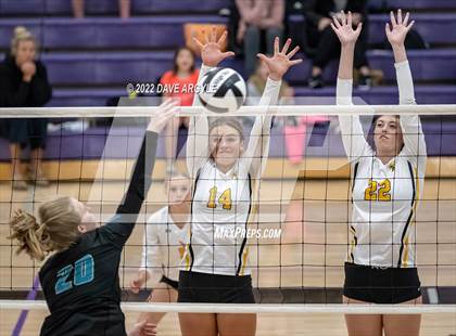 Thumbnail 1 in Wasatch vs. Farmington (Claim Jumper Tournament) photogallery.