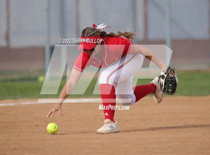 Thumbnail 3 in Copper Hills vs. Mountain Ridge (UHSAA 6A Super Regional Game 1) photogallery.