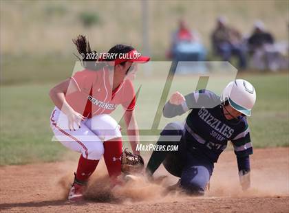Thumbnail 2 in Copper Hills vs. Mountain Ridge (UHSAA 6A Super Regional Game 1) photogallery.