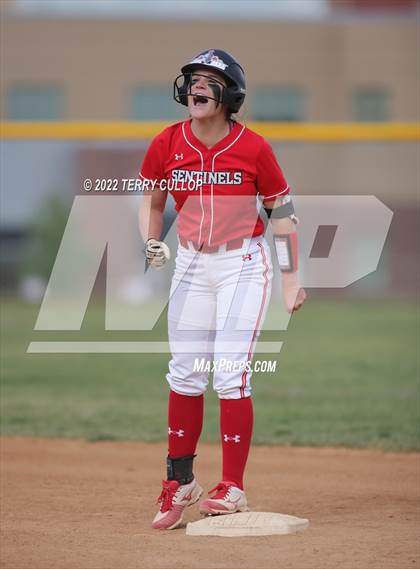 Thumbnail 2 in Copper Hills vs. Mountain Ridge (UHSAA 6A Super Regional Game 1) photogallery.