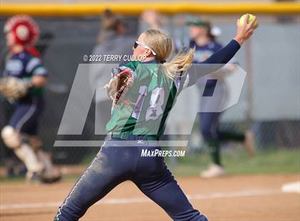 Thumbnail 2 in Copper Hills vs. Mountain Ridge (UHSAA 6A Super Regional Game 1) photogallery.
