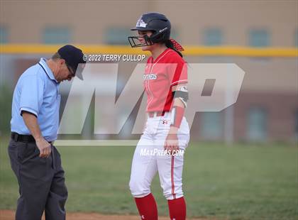 Thumbnail 3 in Copper Hills vs. Mountain Ridge (UHSAA 6A Super Regional Game 1) photogallery.