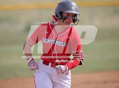 Thumbnail 3 in Copper Hills vs. Mountain Ridge (UHSAA 6A Super Regional Game 1) photogallery.