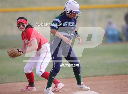 Thumbnail 1 in Copper Hills vs. Mountain Ridge (UHSAA 6A Super Regional Game 1) photogallery.