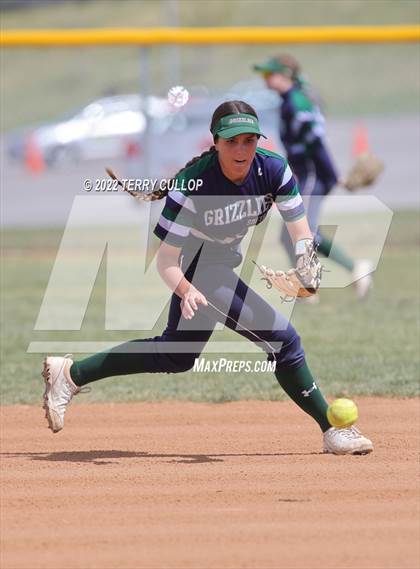 Thumbnail 2 in Copper Hills vs. Mountain Ridge (UHSAA 6A Super Regional Game 1) photogallery.