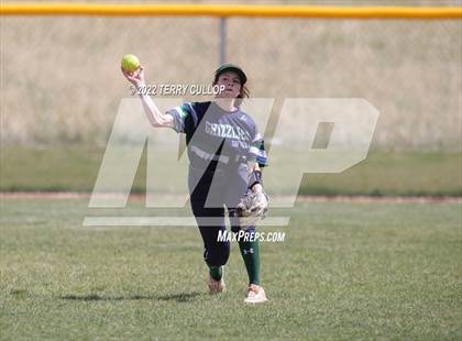 Thumbnail 3 in Copper Hills vs. Mountain Ridge (UHSAA 6A Super Regional Game 1) photogallery.