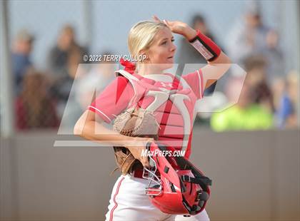 Thumbnail 2 in Copper Hills vs. Mountain Ridge (UHSAA 6A Super Regional Game 1) photogallery.