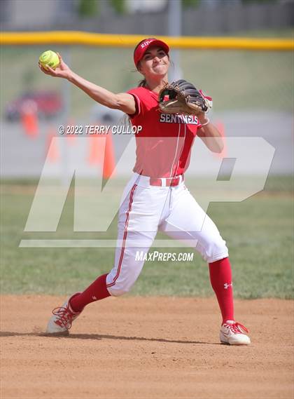 Thumbnail 3 in Copper Hills vs. Mountain Ridge (UHSAA 6A Super Regional Game 1) photogallery.