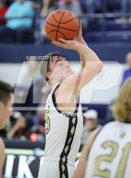 Thumbnail 1 in Amanda-Clearcreek @ Teays Valley photogallery.