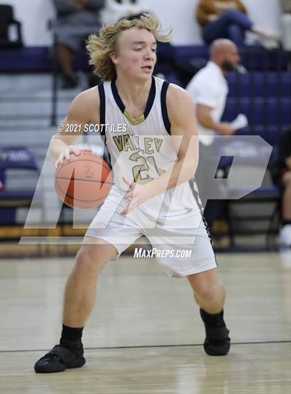 Thumbnail 1 in Amanda-Clearcreek @ Teays Valley photogallery.