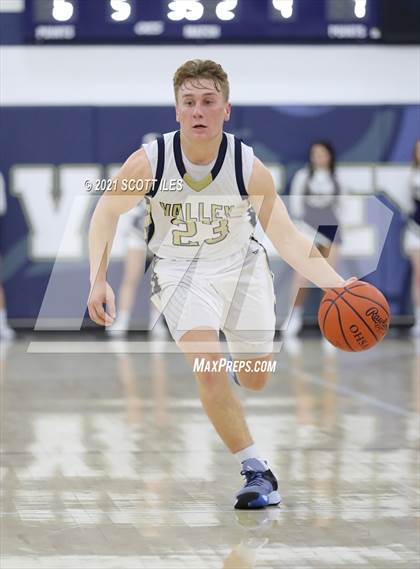Thumbnail 2 in Amanda-Clearcreek @ Teays Valley photogallery.