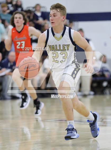 Thumbnail 1 in Amanda-Clearcreek @ Teays Valley photogallery.