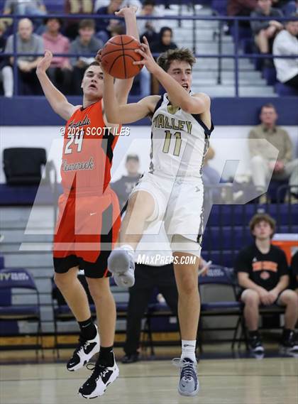Thumbnail 1 in Amanda-Clearcreek @ Teays Valley photogallery.