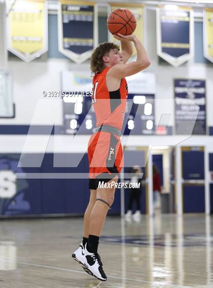 Thumbnail 1 in Amanda-Clearcreek @ Teays Valley photogallery.