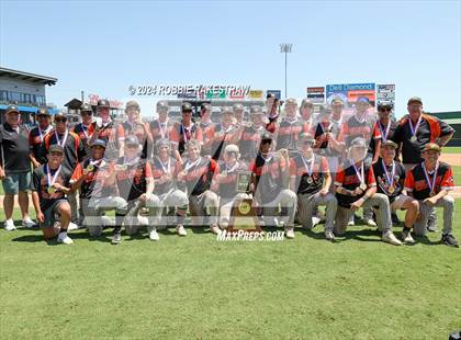 Thumbnail 1 in Fayetteville vs. Ira (UIL 1A Baseball Final Medal Ceremony) photogallery.