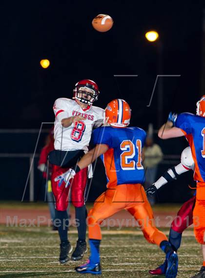Thumbnail 2 in Moriah vs. Chester (NYSPHSAA Class D Semifinal) photogallery.