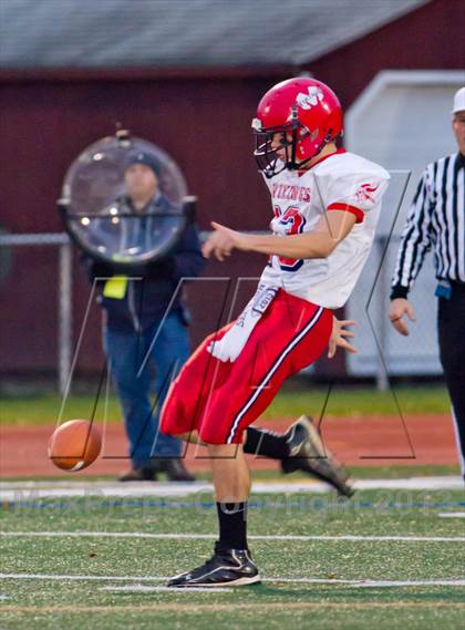 Thumbnail 3 in Moriah vs. Chester (NYSPHSAA Class D Semifinal) photogallery.