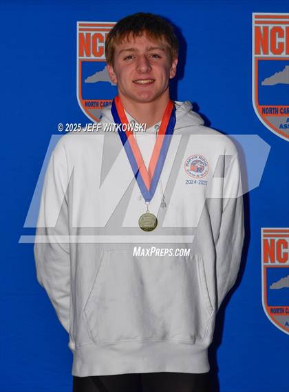 Thumbnail 1 in NCHSAA 4A Final Awards photogallery.