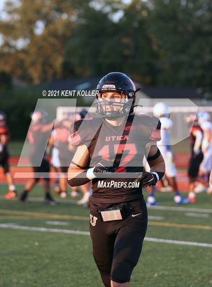 Thumbnail 3 in Lakeview @ Utica photogallery.