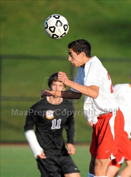 Thumbnail 2 in Lancaster Catholic vs Conestoga Valley photogallery.