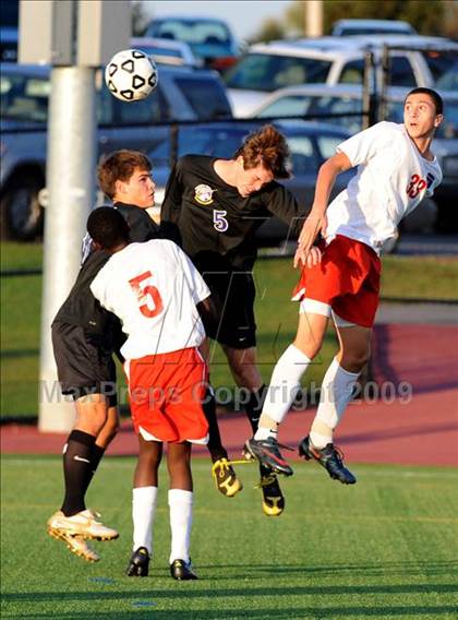 Thumbnail 3 in Lancaster Catholic vs Conestoga Valley photogallery.