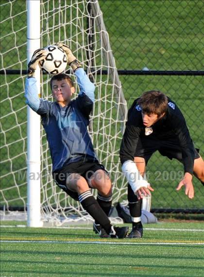 Thumbnail 3 in Lancaster Catholic vs Conestoga Valley photogallery.