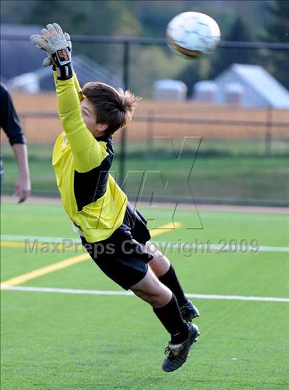 Thumbnail 2 in Lancaster Catholic vs Conestoga Valley photogallery.