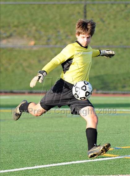 Thumbnail 2 in Lancaster Catholic vs Conestoga Valley photogallery.