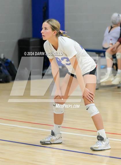 Thumbnail 1 in Norco vs. White River (Nike TOC Southwest) photogallery.
