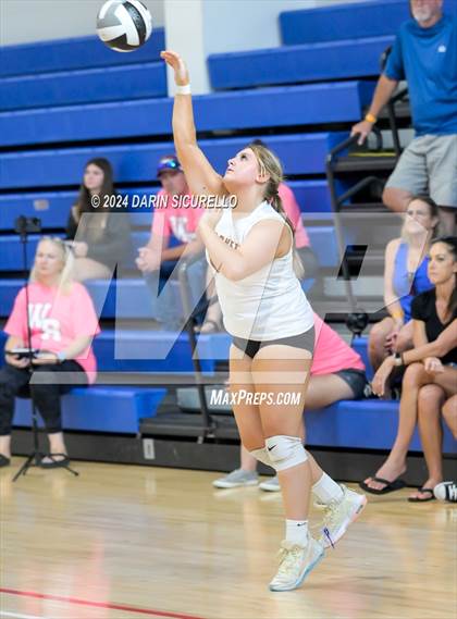Thumbnail 2 in Norco vs. White River (Nike TOC Southwest) photogallery.