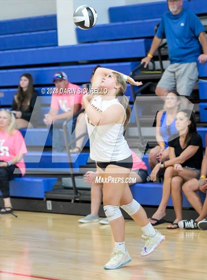 Thumbnail 3 in Norco vs. White River (Nike TOC Southwest) photogallery.